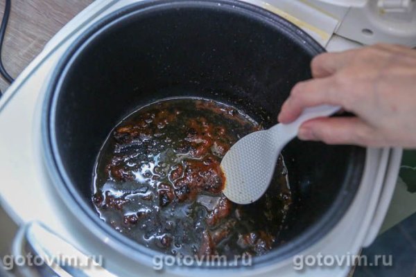 Картофель, обжаренный в мультиварке с беконом и розмарином