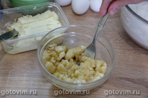 Банановый кекс в хлебопечке