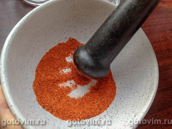 Свинина, запечённая со смесью Magic Dust и глазурью из абрикосового джема 