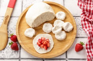 Вареники с клубникой Вареники с клубникой