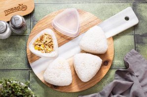 Онигири с тофу Онигири с тофу