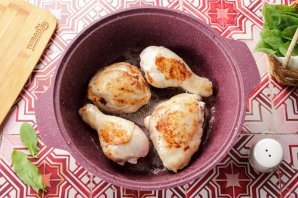 Курица с щавелем Курица с щавелем