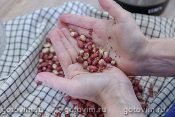 Солёный арахис с сушёными помидорами и чесноком в микроволновке Солёный арахис с сушёными помидорами и чесноком в микроволновке
