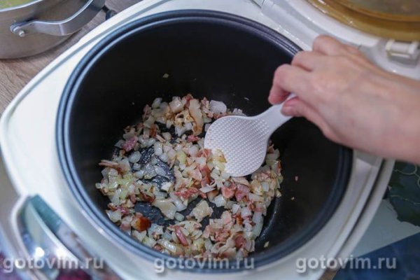 Рыбный суп с креветками и беконом в мультиварке Рыбный суп с креветками и беконом в мультиварке