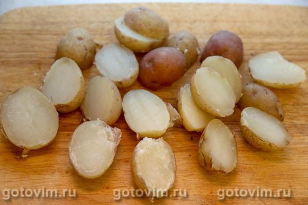 Мини картофель в духовке, запеченный с паприкой Мини картофель в духовке, запеченный с паприкой