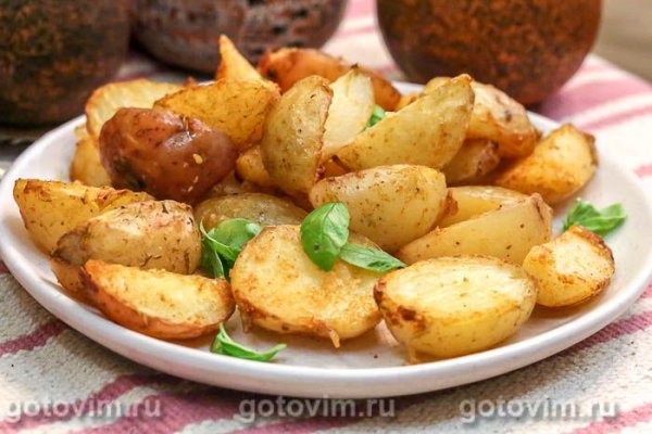 Мини картофель в духовке, запеченный с паприкой Мини картофель в духовке, запеченный с паприкой