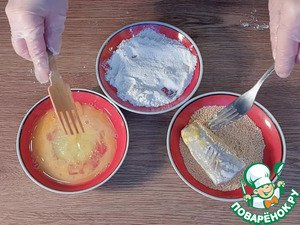 Минтай запечённый под грибным соусом Минтай запечённый под грибным соусом