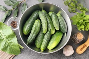 Огурцы маринованные "Мамины"