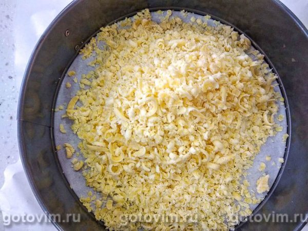 Творожный пирог с персиками и воздушной меренгой