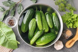 Огурцы маринованные "Мамины"