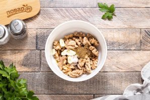 Соус из грецкого ореха Соус из грецкого ореха