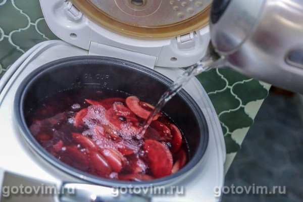 Компот из черной смородины и яблок в мультиварке Компот из черной смородины и яблок в мультиварке