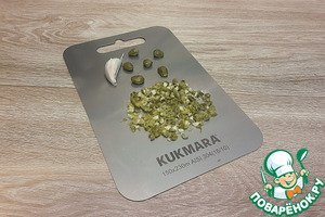 Азиатская жареная корюшка с соусом тартар