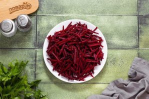 Постный борщ в мультиварке Постный борщ в мультиварке