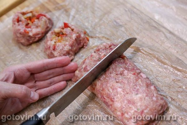 Мясные рулетики с начинкой в мультиварке