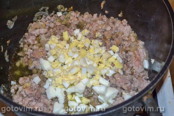 Запеканка из стручковой фасоли с яйцом и фаршем