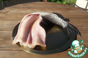 Котлеты из щуки с икорным соусом Котлеты из щуки с икорным соусом