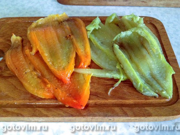 Спагетти с печёным перцем и сыром страчателла Спагетти с печёным перцем и сыром страчателла