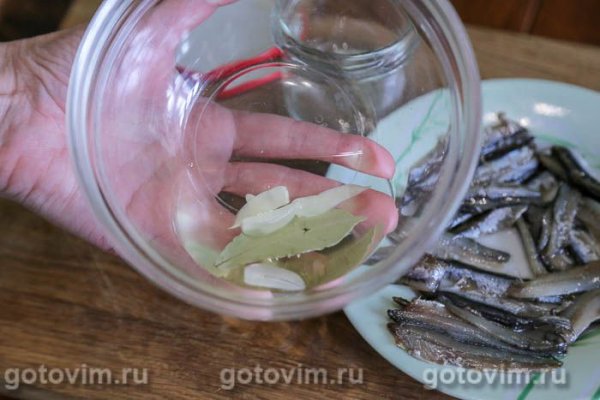 Сухой посол хамсы с ароматным маслом