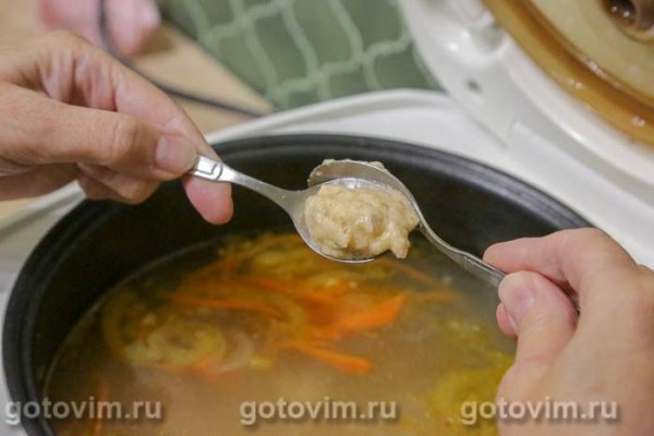 Рыбный суп с креветочными клецками в мультиварке Рыбный суп с креветочными клецками в мультиварке