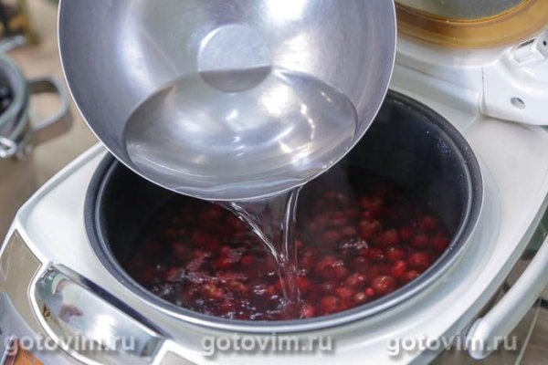 Компот из красной и чёрной смородины в мультиварке