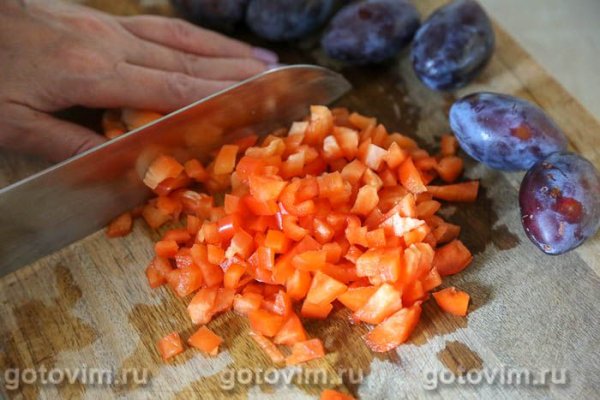 Свиная поджарка со сливой Свиная поджарка со сливой