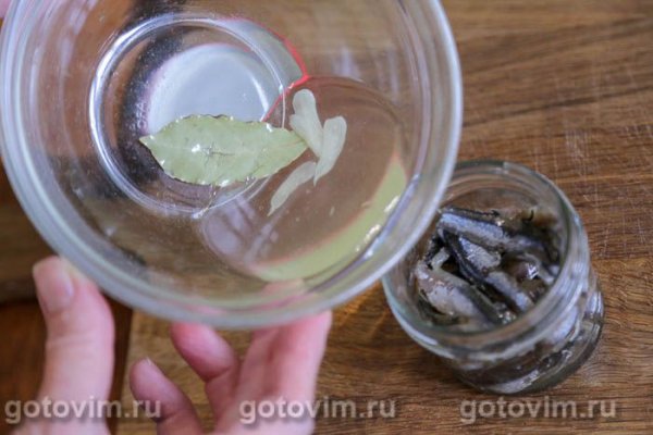 Сухой посол хамсы с ароматным маслом