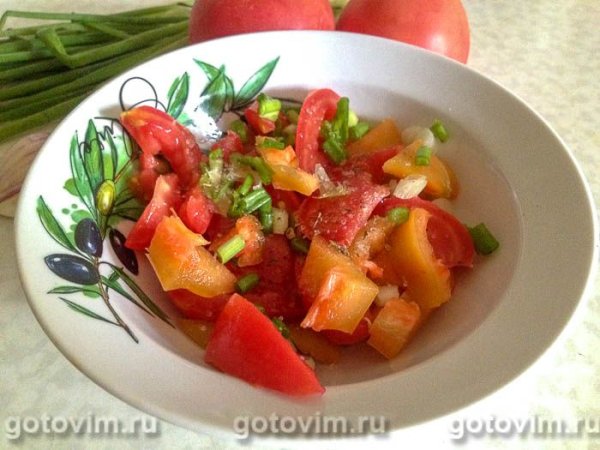 Овощной салат с сыром страчателла Овощной салат с сыром страчателла