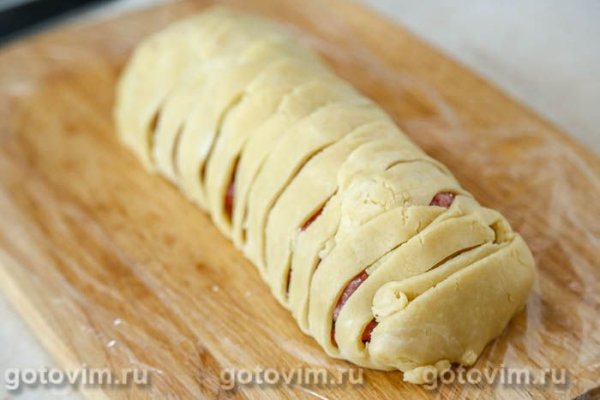 Мясной рулет с яйцом в тесте Мясной рулет с яйцом в тесте