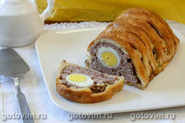 Мясной рулет с яйцом в тесте Мясной рулет с яйцом в тесте