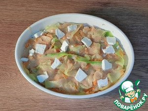 Рыбная запеканка с кабачком под соусом