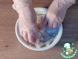 Рыбная запеканка с кабачком под соусом