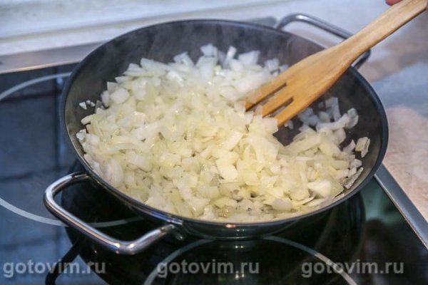 Куриные сердечки с фасолью