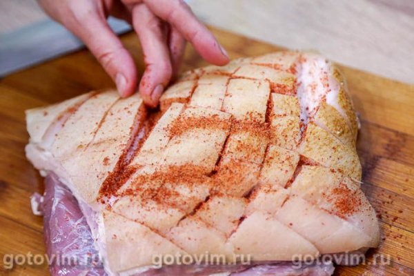 Грудинка со специями, запечённая в рукаве Грудинка со специями, запечённая в рукаве