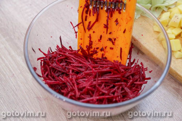Борщ с фасолью в мультиварке